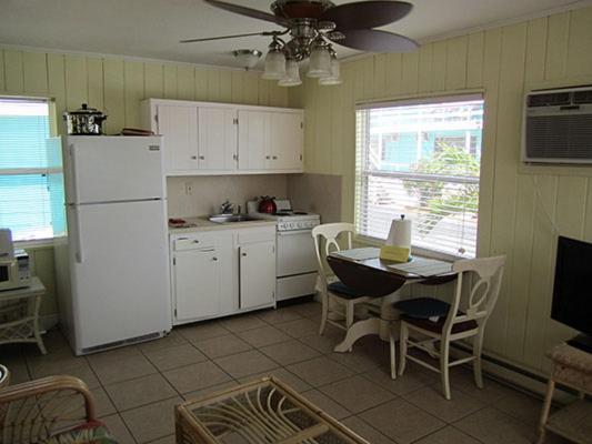 The Holiday Court Villas And Suites Fort Myers Beach Eksteriør bilde