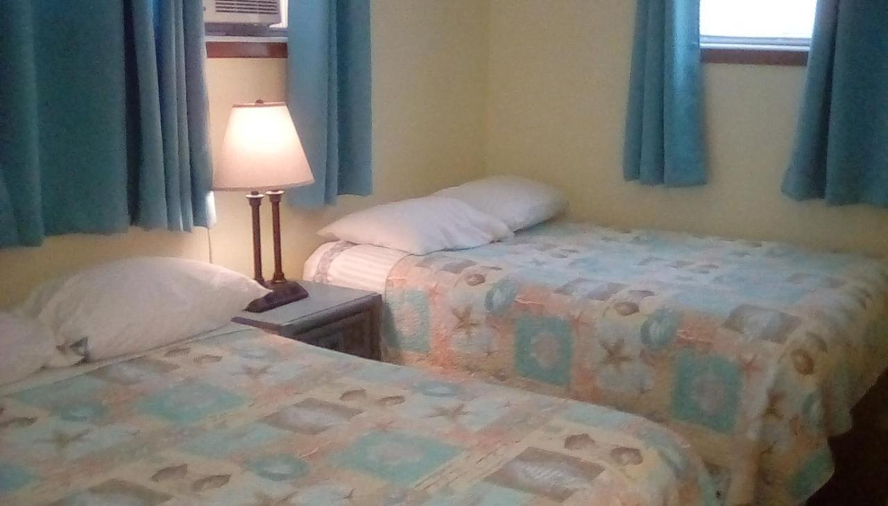 The Holiday Court Villas And Suites Fort Myers Beach Eksteriør bilde